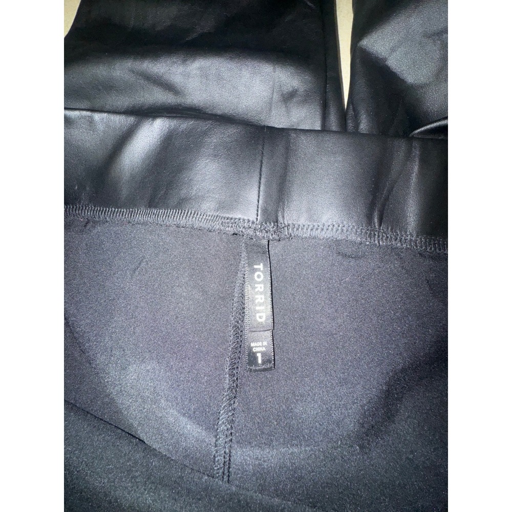 Torrid Black Faux Leather Leggings High Waisted Skinny Stretch Plus Size 1X - Picture 3 of 3